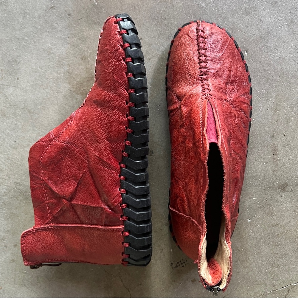 Red Leather Women's Booties - tw79